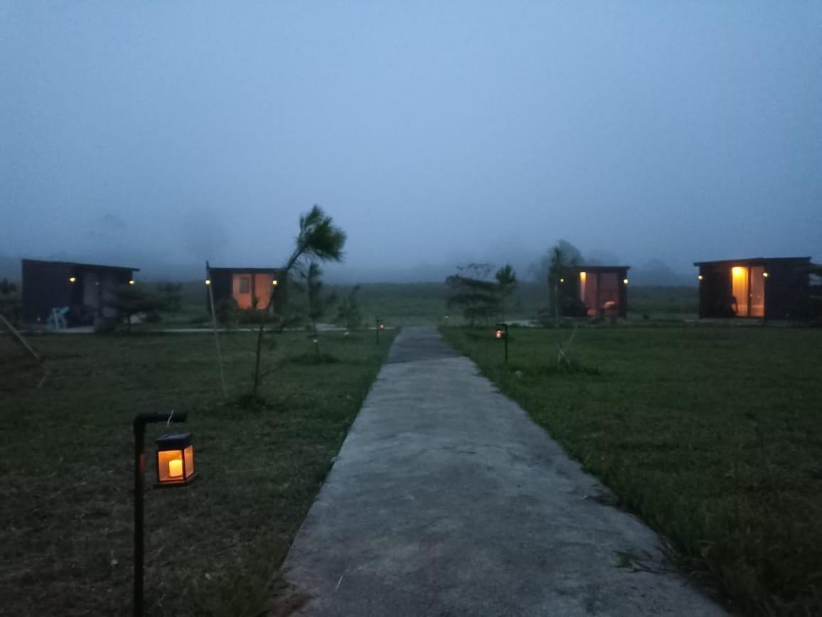 Hotel Wawowow Tomohon Exterior foto